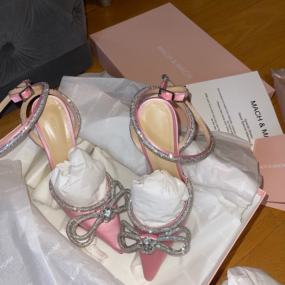 Authentic Mach & Mach pink heels